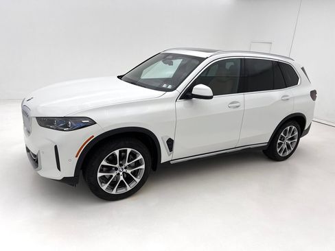 Used 2026 BMW X5 xDrive40i w/ Premium Package AWD/4WD image 5