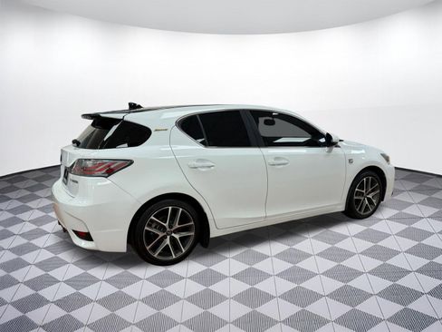 Used 2017 Lexus CT 200h CT 200h image 8