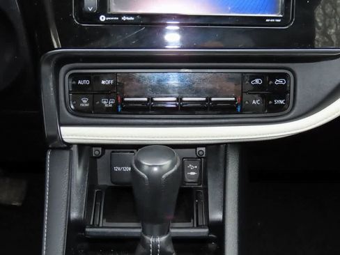 Used 2017 Toyota Corolla iM image 20