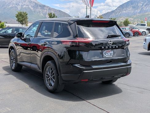 Used 2024 Nissan Rogue S AWD/4WD image 8
