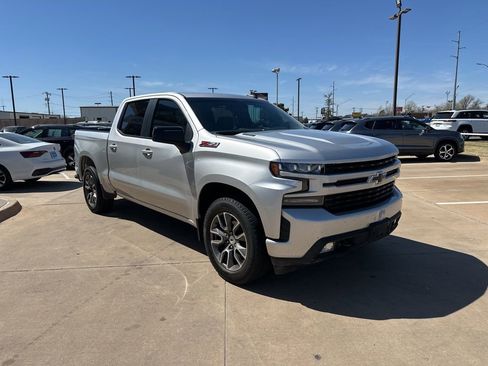 Used 2020 Chevrolet Silverado 1500 RST w/ Texas Edition AWD/4WD image 3