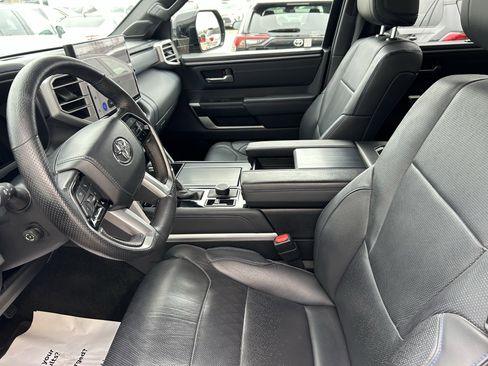 Used 2023 Toyota Tundra Platinum image 15