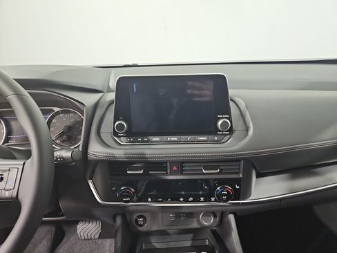 New 2026 Nissan Rogue SV w/ Cold Weather Package image 19