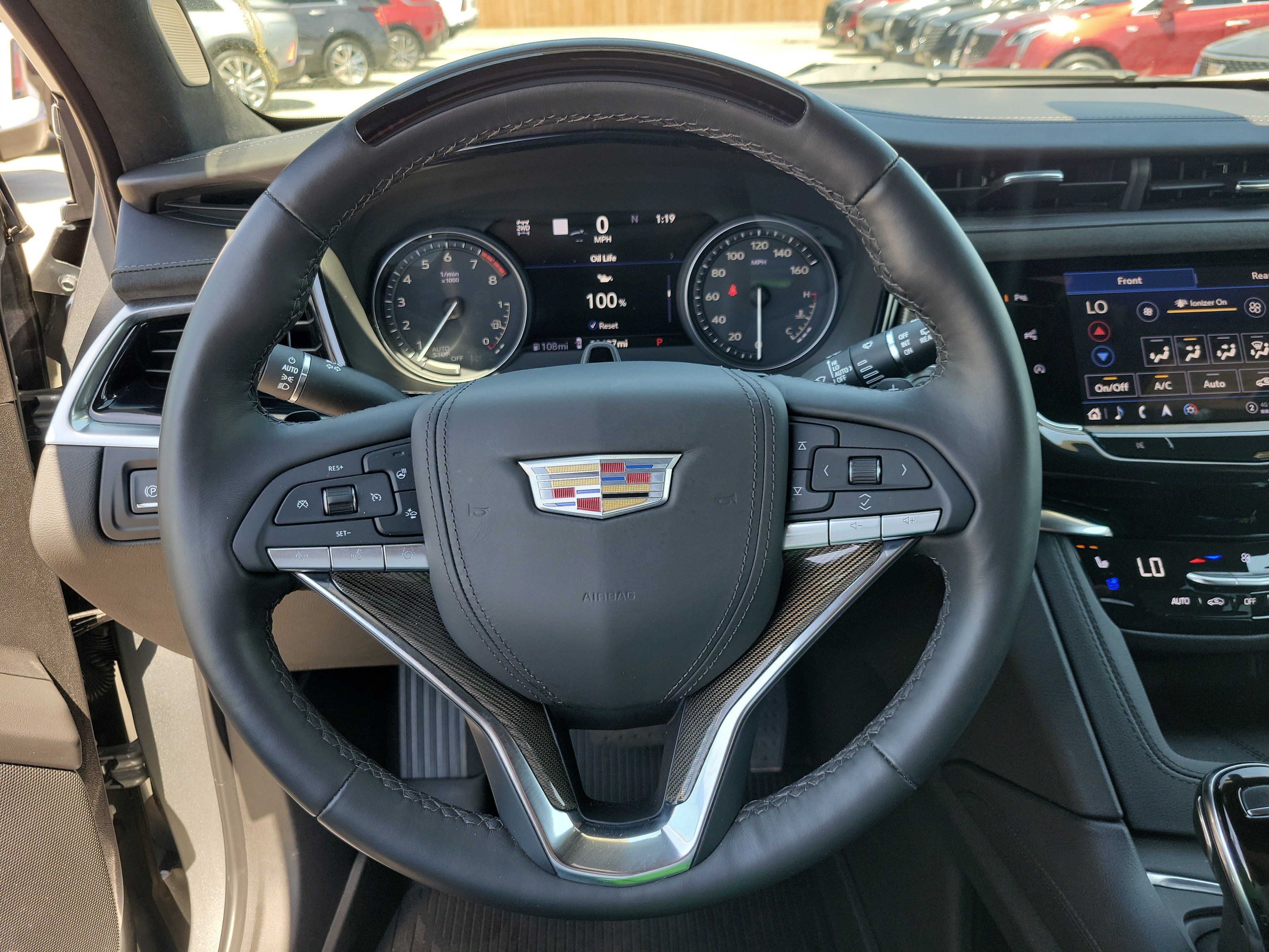 Certified 2025 Cadillac XT6 Premium Luxury w/ Platinum Package AWD/4WD image 30