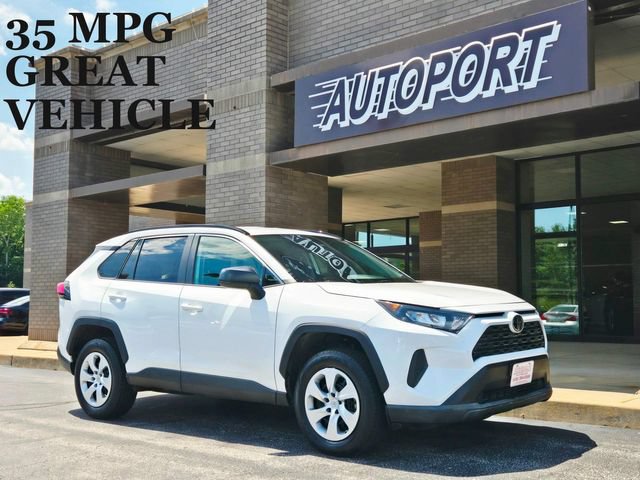 Used 2021 Toyota RAV4 LE AWD/4WD image 1