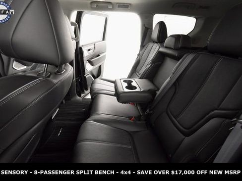 Used 2025 INFINITI QX80 Sensory image 18