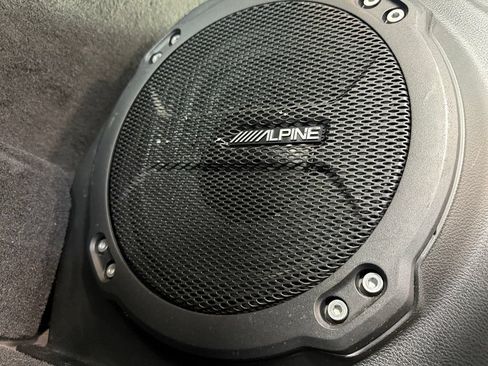 Used 2023 Jeep Wrangler Unlimited w/ 8.4" Radio Group AWD/4WD image 27