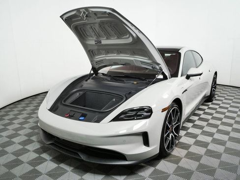 New 2026 Porsche Taycan RWD image 34