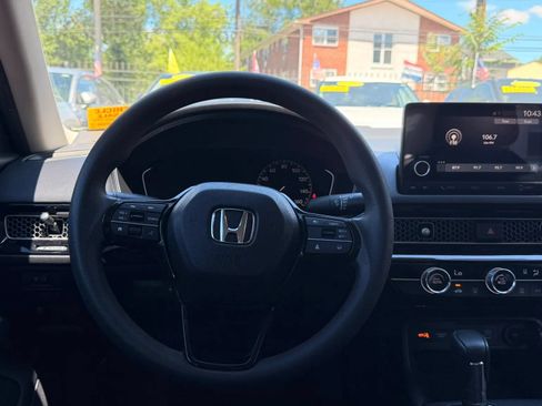 Used 2025 Honda Civic LX image 18