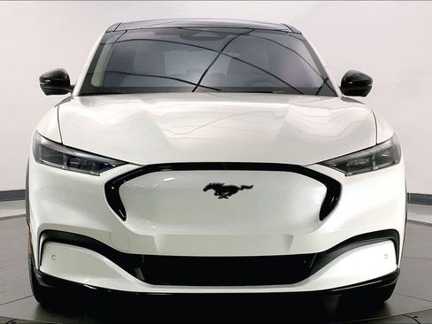 Used 2023 Ford Mustang Mach-E Premium image 2