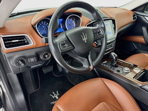 Used 2018 Maserati Ghibli S GranLusso AWD/4WD image 4