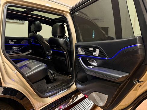Used 2023 Mercedes-Benz Maybach GLS 600 4MATIC image 64