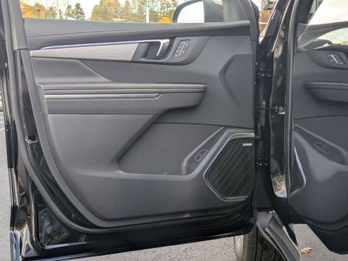 New 2026 Buick Enclave Preferred w/ Power Package image 13