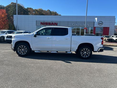 Used 2022 Chevrolet Silverado 1500 LT w/ Safety Package image 6