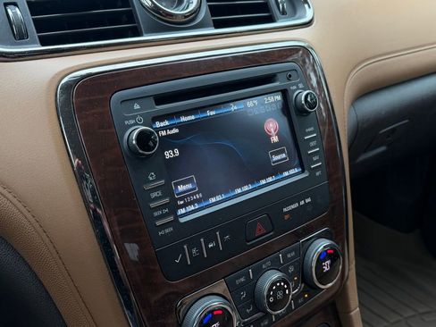 Used 2016 Buick Enclave Leather FWD image 15