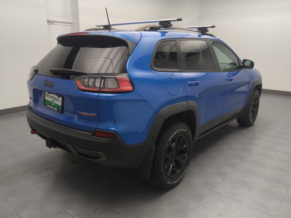 Used 2019 Jeep Cherokee Trailhawk w/ Cold Weather Group AWD/4WD image 9