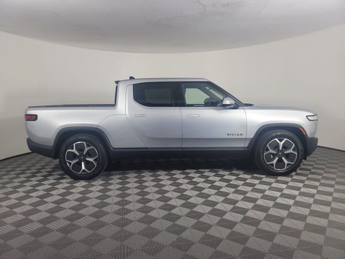 Used 2024 Rivian R1T Adventure Dual AWD/4WD image 6
