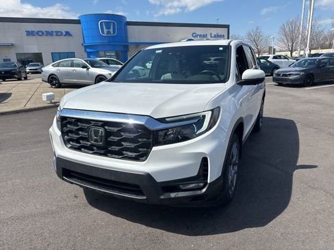 Used 2023 Honda Passport EX-L image 2