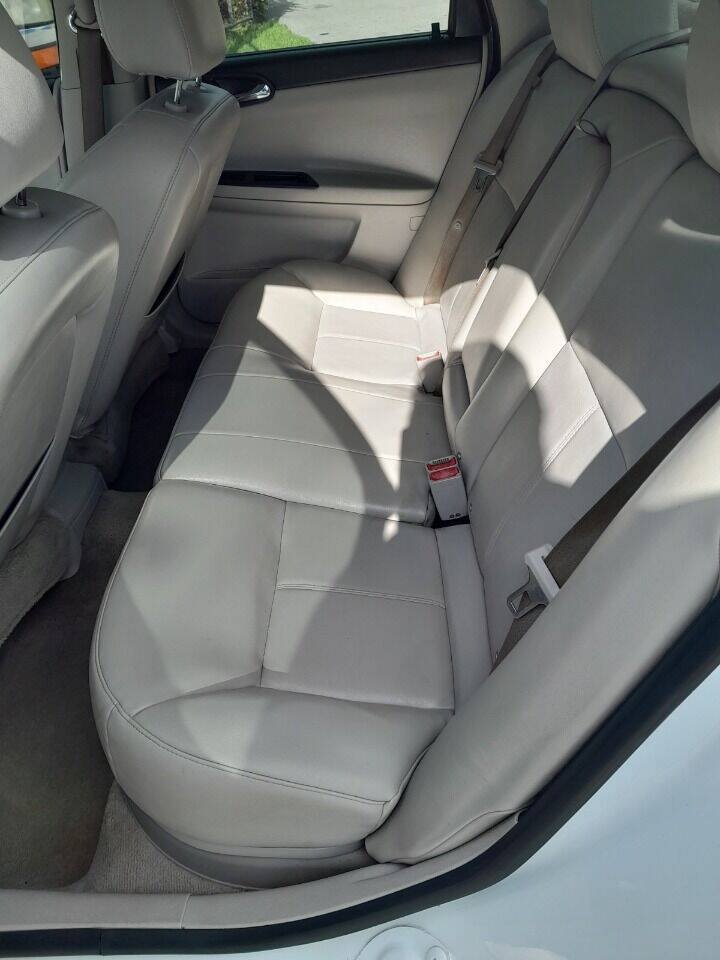Used 2013 Chevrolet Impala LTZ FWD image 6