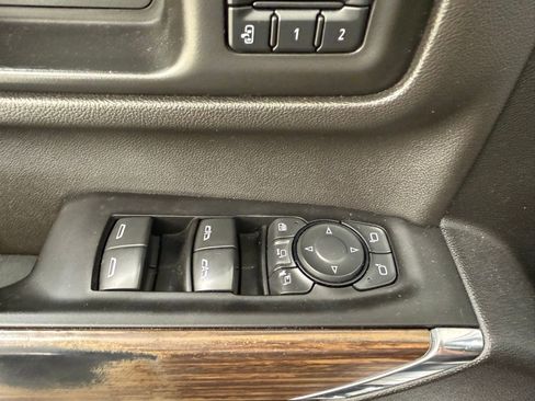 Used 2022 Chevrolet Silverado 3500 High Country w/ Z71 Off-Road Package image 16