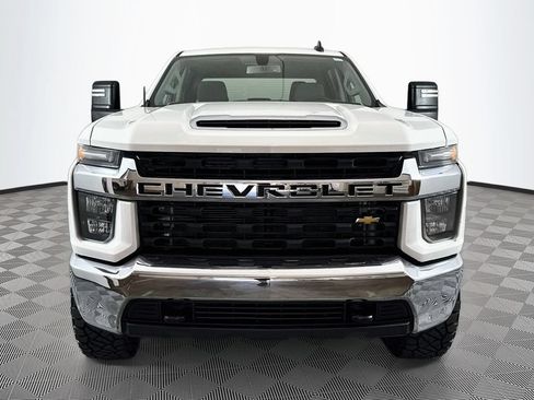 Used 2022 Chevrolet Silverado 2500 LT w/ Fleet Comfort Package AWD/4WD image 2