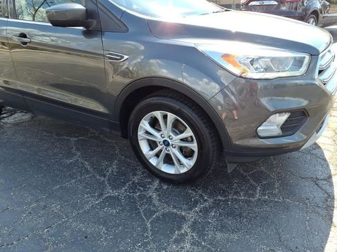 Used 2018 Ford Escape SEL FWD image 4
