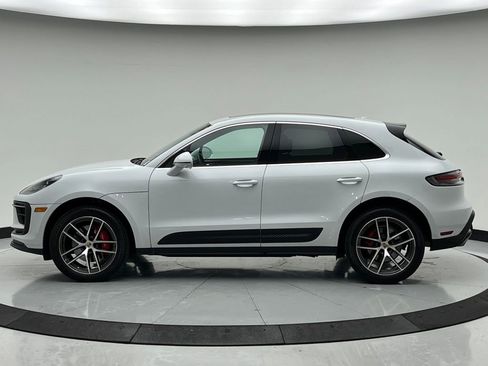 Used 2024 Porsche Macan S image 2