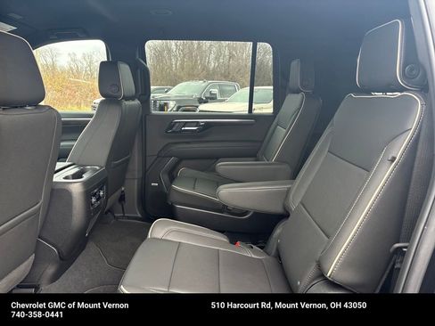 New 2025 Chevrolet Suburban Premier image 20