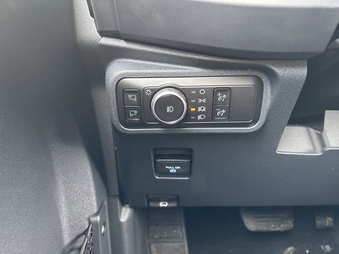 New 2025 Ford Bronco Badlands image 11