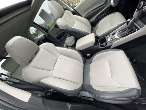 Used 2022 Subaru Forester Limited image 21