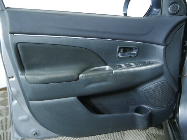 Used 2018 Mitsubishi Outlander Sport ES FWD image 20