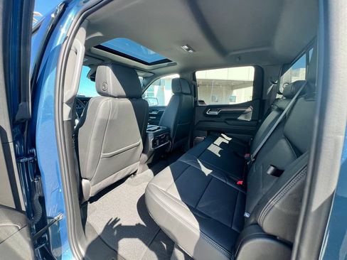 Used 2024 GMC Sierra 1500 Denali w/ Technology Package AWD/4WD image 36