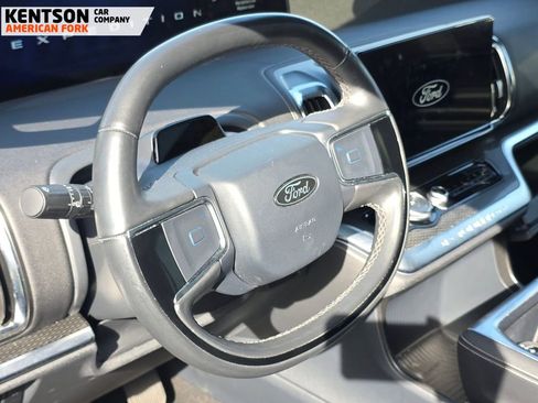 Used 2025 Ford Expedition Max Platinum w/ Stealth Performance Package image 8