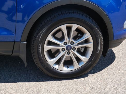 Used 2017 Ford Escape SE AWD/4WD image 15