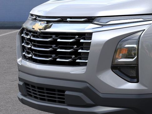 New 2026 Chevrolet Equinox LT w/ Convenience Package II FWD image 37
