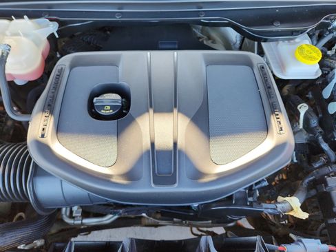 Used 2025 RAM 1500 Laramie image 26