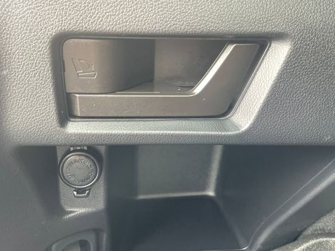 Used 2019 Subaru Outback 2.5i Limited w/ Popular Package #2 image 14