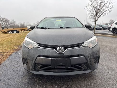 Used 2015 Toyota Corolla LE image 2