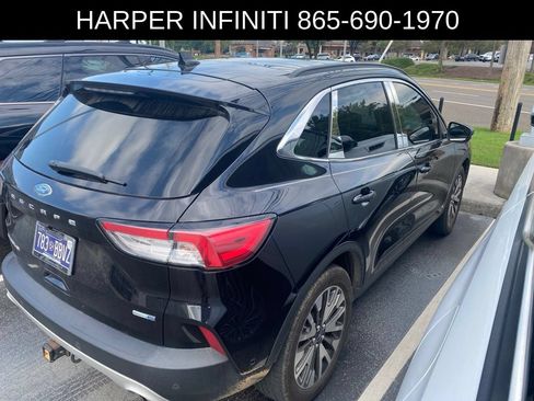 Used 2020 Ford Escape Titanium AWD/4WD image 3