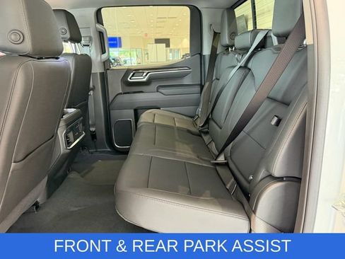 Used 2025 Chevrolet Silverado 1500 LTZ w/ LTZ Premium Package AWD/4WD image 8