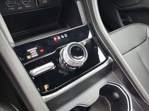 New 2025 Jeep Grand Cherokee Limited w/ Black Appearance Package AWD/4WD image 18