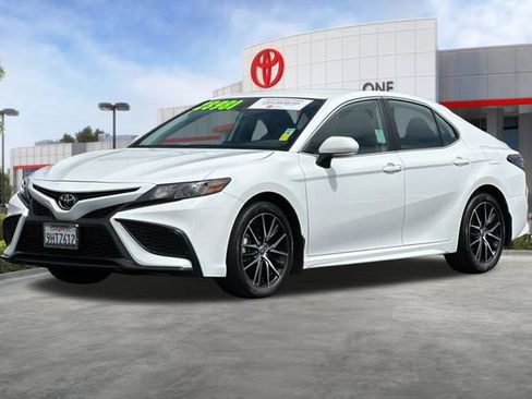 Certified 2023 Toyota Camry SE w/ Convenience Package FWD image 10