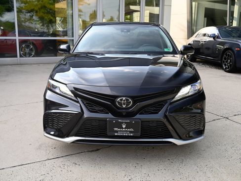 Used 2023 Toyota Camry XSE w/ Navigation Package FWD image 2