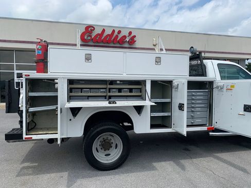 Used 2012 Ford F550 2WD Regular Cab Super Duty w/ Payload Upgrade Pkg image 26