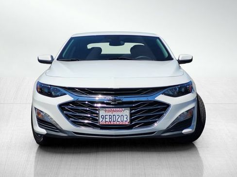 Used 2023 Chevrolet Malibu LT FWD image 2