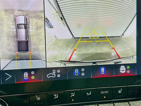 New 2026 GMC Canyon Elevation w/ Convenience Package image 14