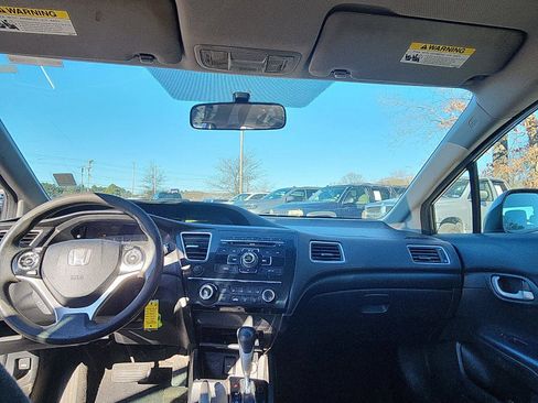 Used 2013 Honda Civic LX image 18