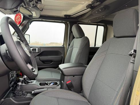 New 2026 Jeep Gladiator Sport AWD/4WD image 29