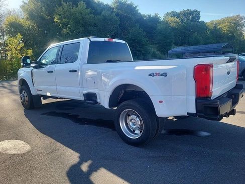 Used 2024 Ford F450 XLT AWD/4WD image 2