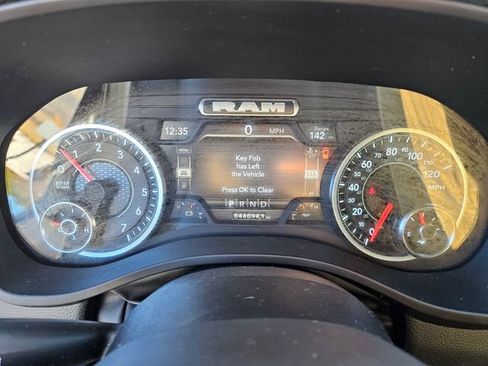 Used 2024 RAM 1500 Laramie image 30